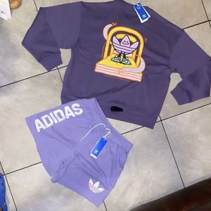 Sweat shirt and shorts